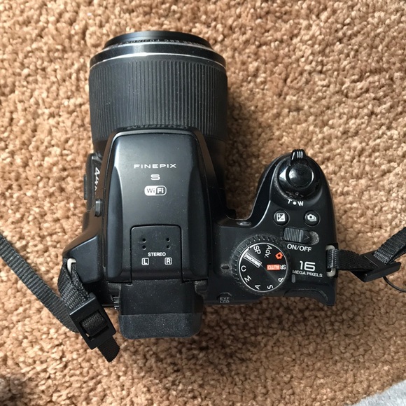 Camera - Picture 5 of 8